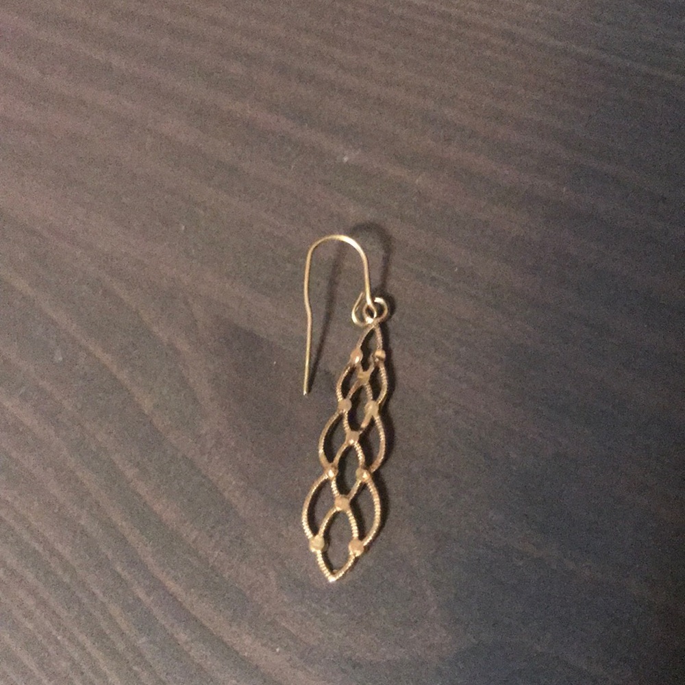 ISO- filigree earring